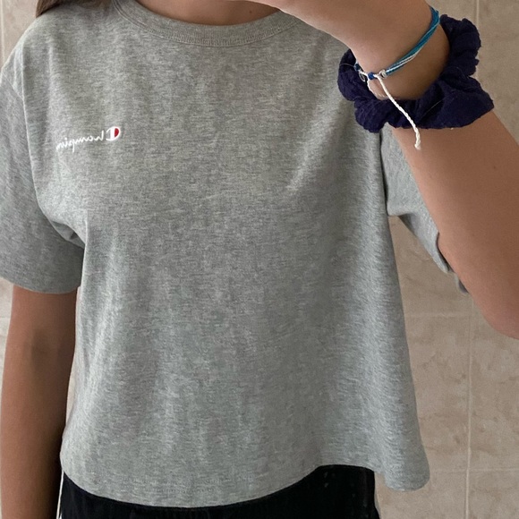 gray champion shirt - Picture 2 of 2